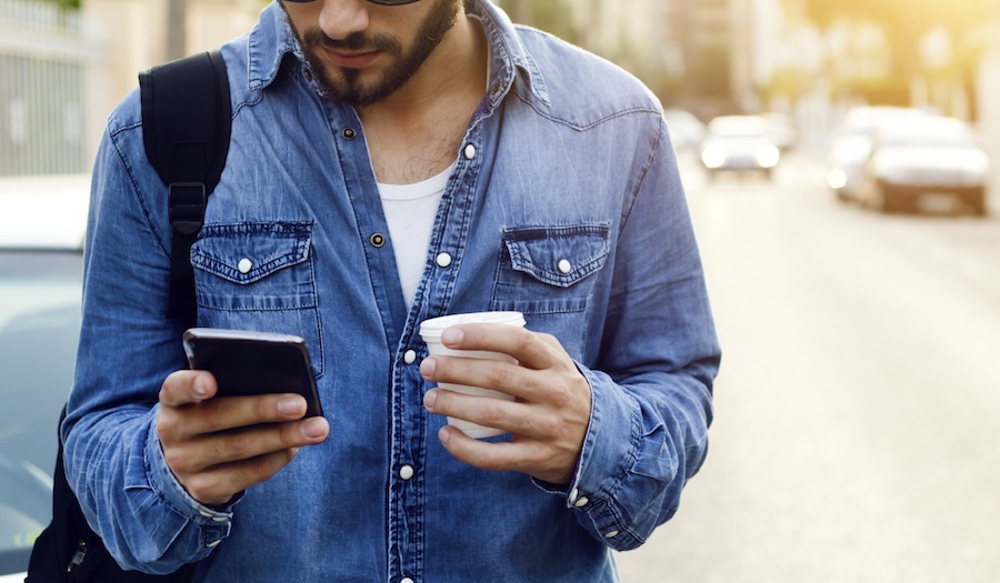 More Aussies taking own phones to post-paid plans