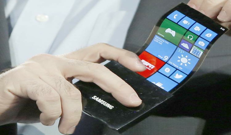 Is Samsung looking to reinvent the flip phone with flexible display?