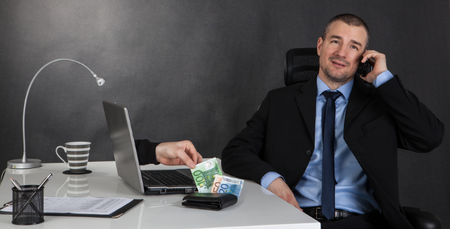 Understanding the risks of selling online