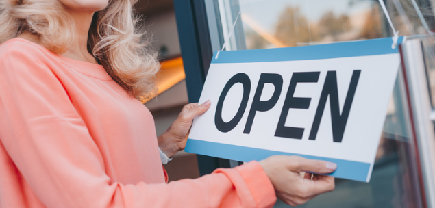 Consumers increasingly spending with large businesses as SMEs lag behind in the tech stakes