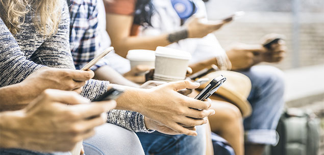 Aussies still love Facebook, despite issue-laden year, Hootsuite and We Are Social report finds 