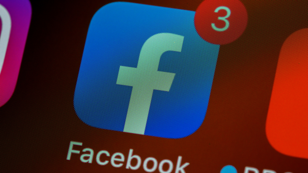 ‘World first’ news media bargaining code introduced in Australia