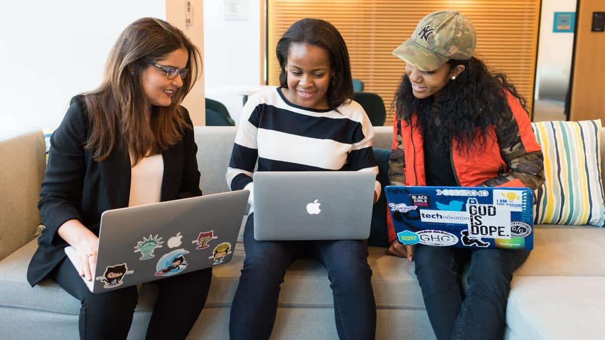 Small businesses using this simple tech are processing 2.6x more sales