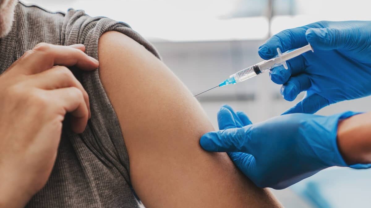 Five things every employer needs to know about mandatory vaccinations