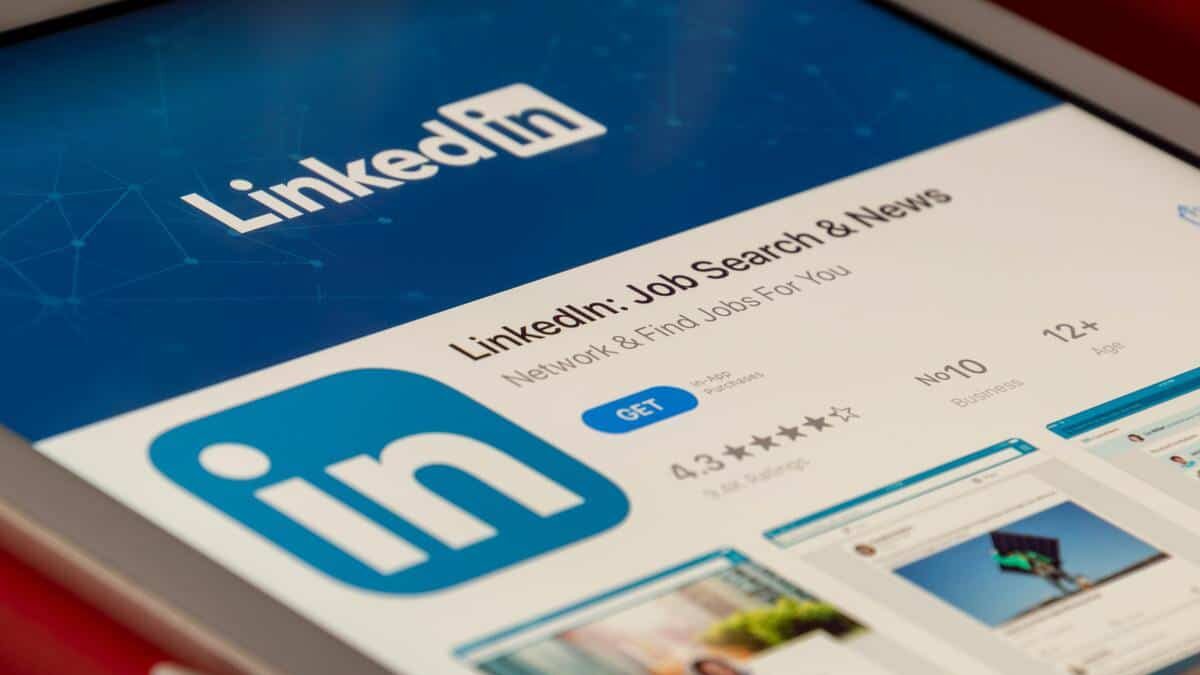 LinkedIn is finally doing something about all that AI-written content in your feed