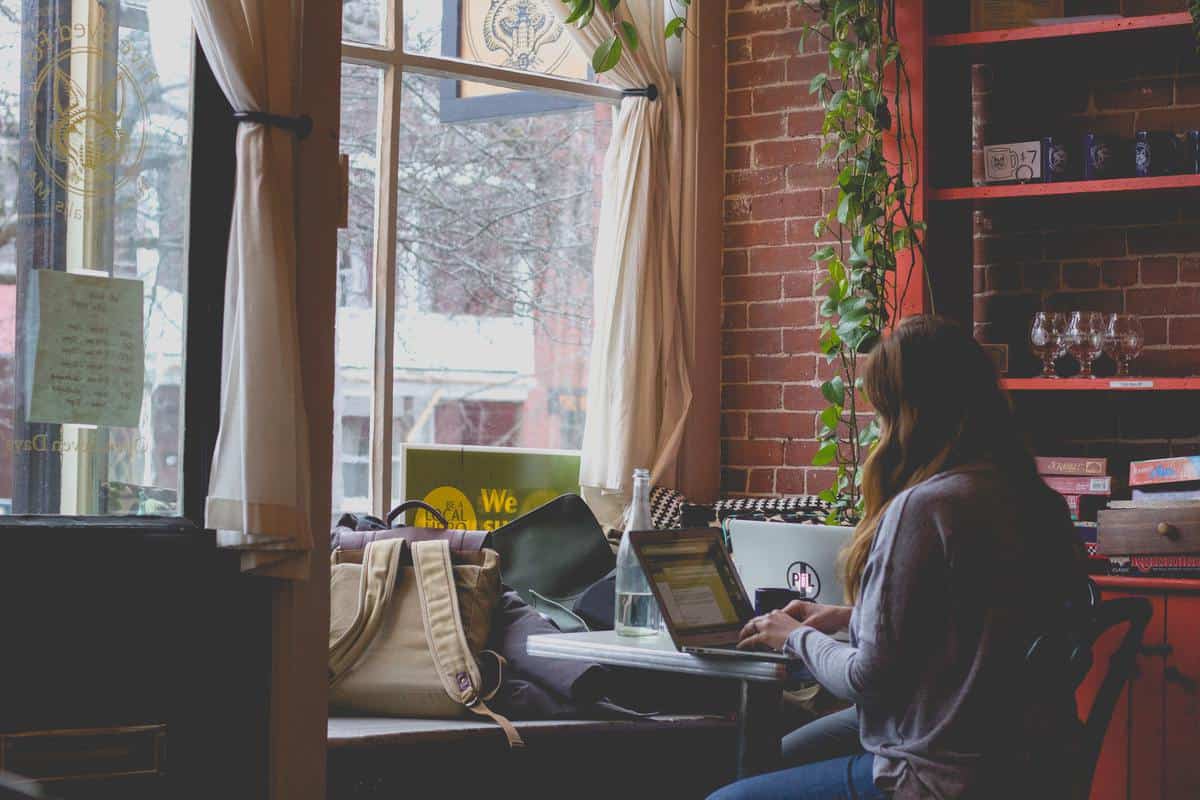 Seven ways to build a scalable remote contact centre