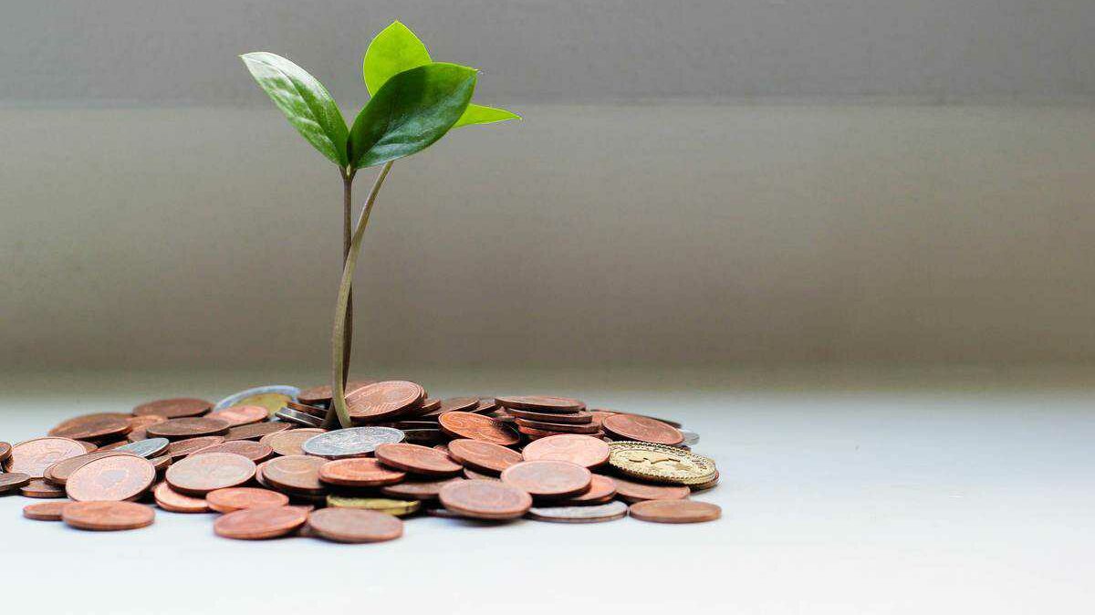 What happens when the cash rate goes up?