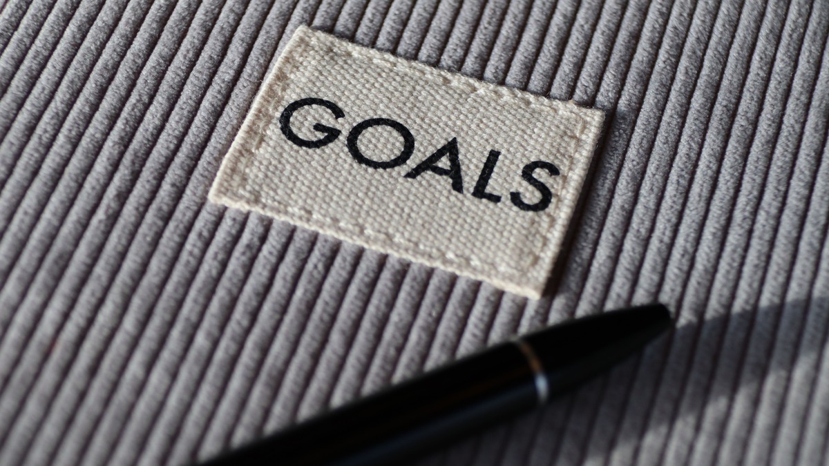 How Malala & Steve Jobs can help you conquer your 2024 goals