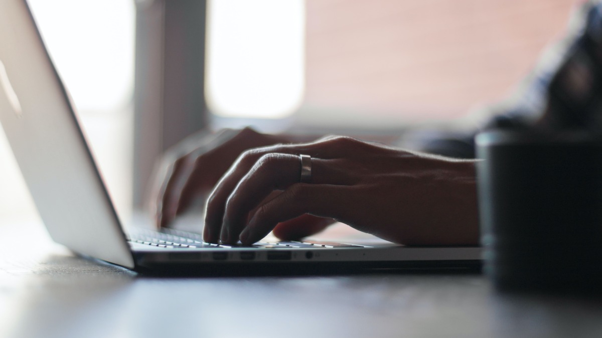 Over a quarter of companies restrict Gen AI use to address data security risks