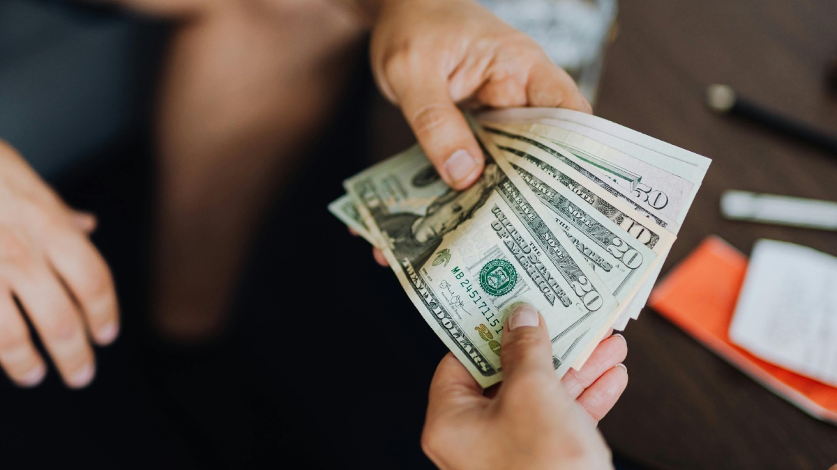 Australian regulator launches ‘fast payer’ list as invoice payment delays blow out to 64 days